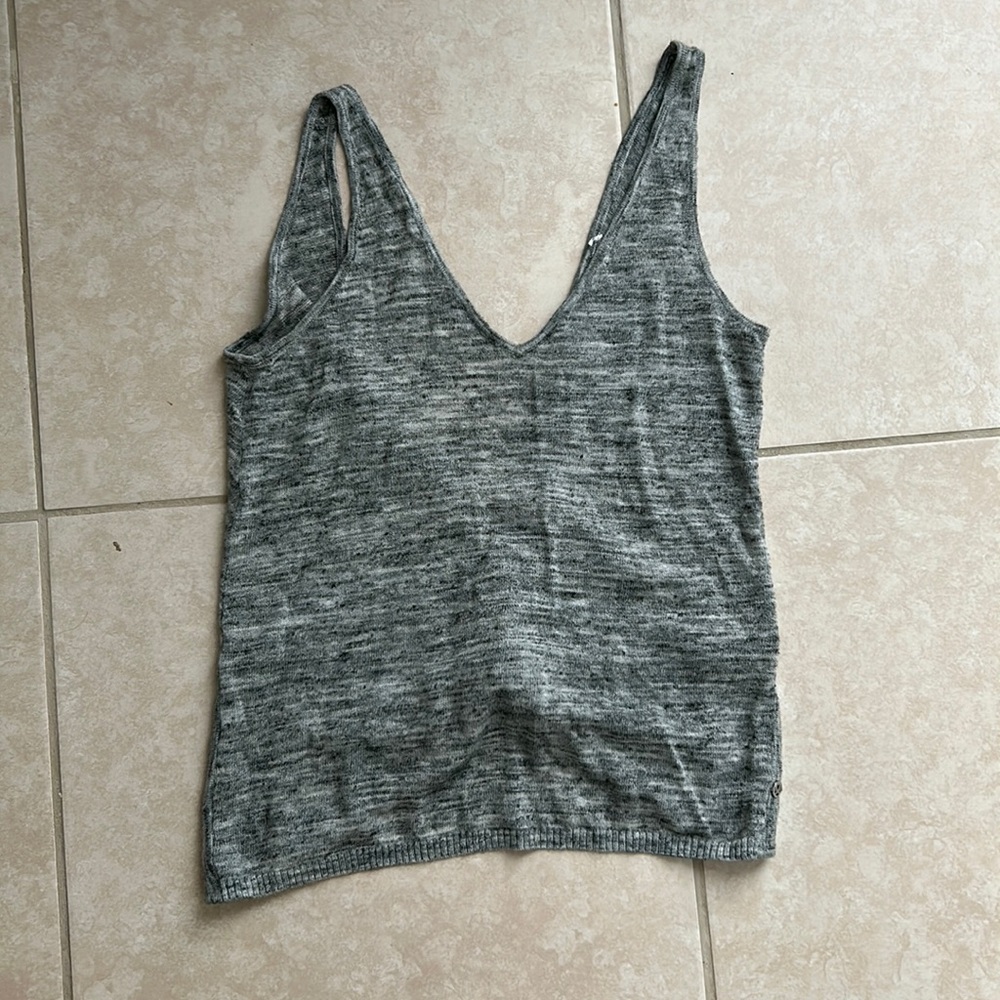 Lululemon top